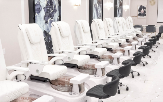 What Sets Luxury Pedicure Chairs Apart From Standard Models